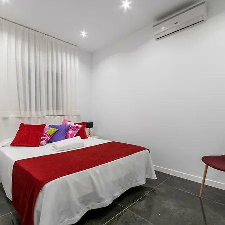 Luxurious Ii.heated Pool 200 Meters From The Beach Castelldefels-sitges Сasa de vacaciones *