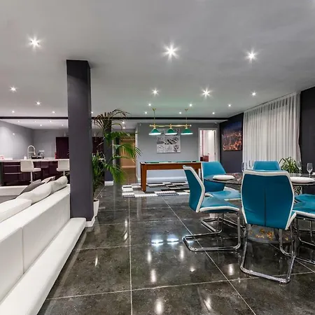 Luxurious Ii.heated Pool 200 Meters From The Beach Castelldefels-sitges *