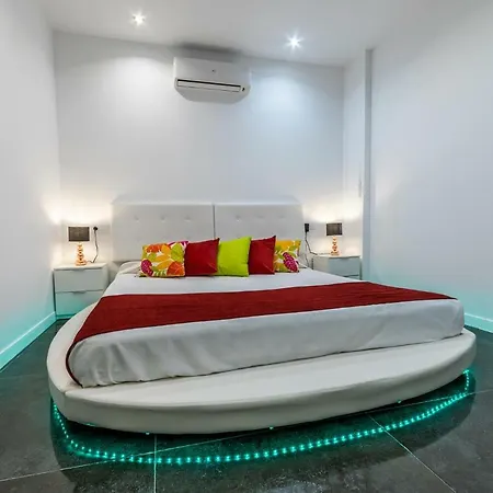 Luxurious Ii.heated Pool 200 Meters From The Beach Castelldefels-sitges *