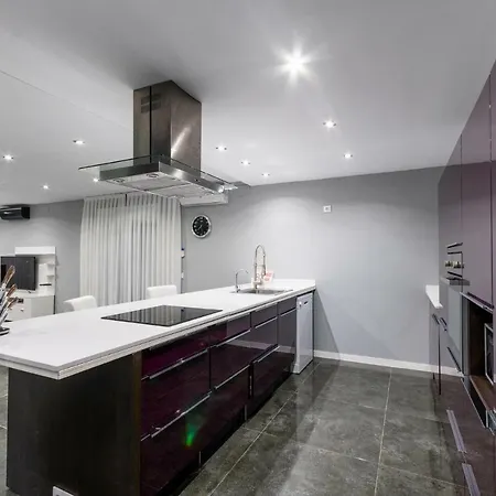 Luxurious Ii.heated Pool 200 Meters From The Beach Castelldefels-sitges